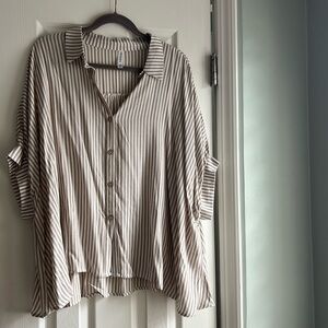 Brown/white stripe button up
